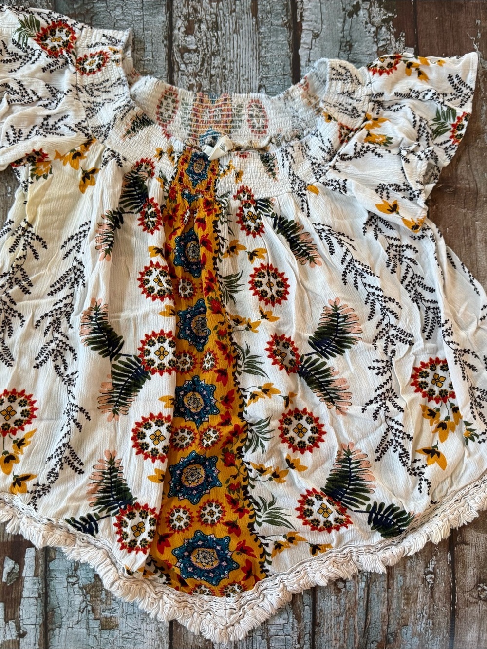 Taylor & Sage White Floral Boho Peasant Top w Mustard & Navy Accents Raw Hem Lg